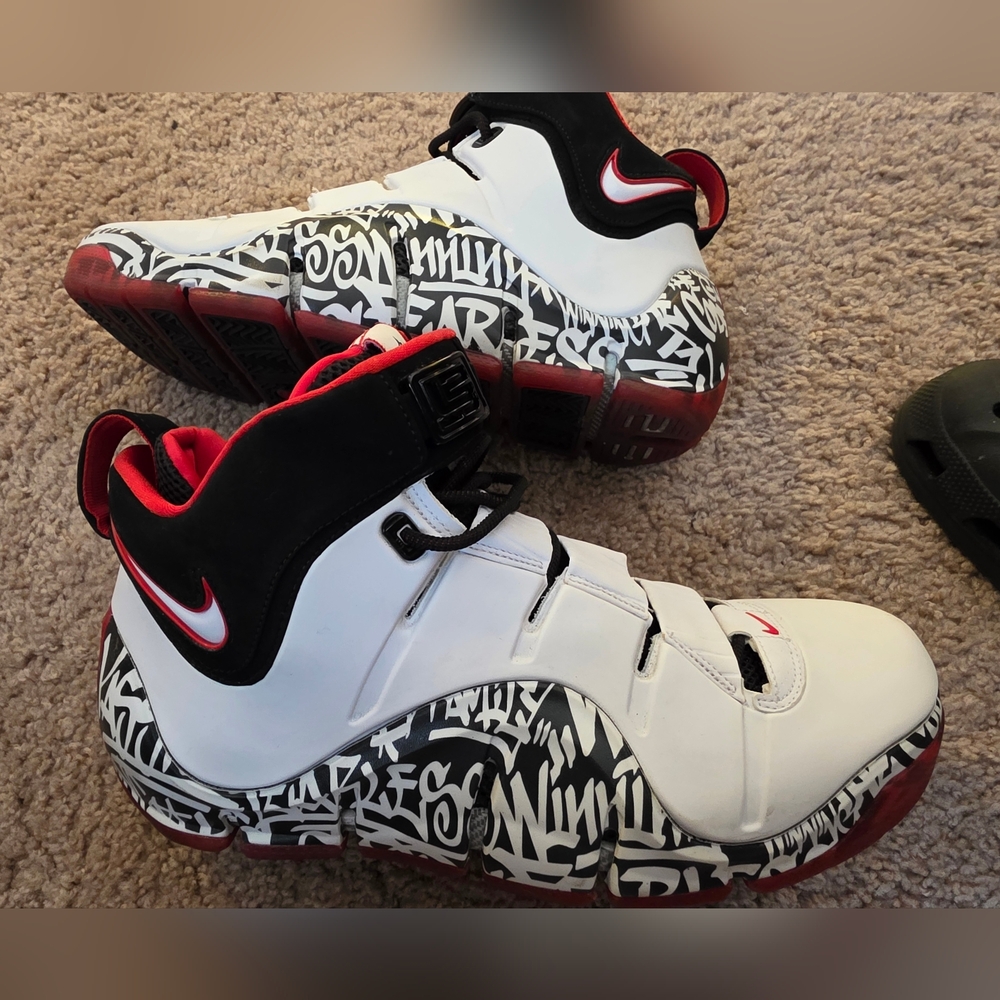 Used Nike Lebrons White, Black, and Red Graffiti Sneakers Mens 10.5 - Picture 5 of 6